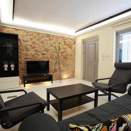 אתונה Elegant Studio At The Acropolis Hills מראה חיצוני תמונה